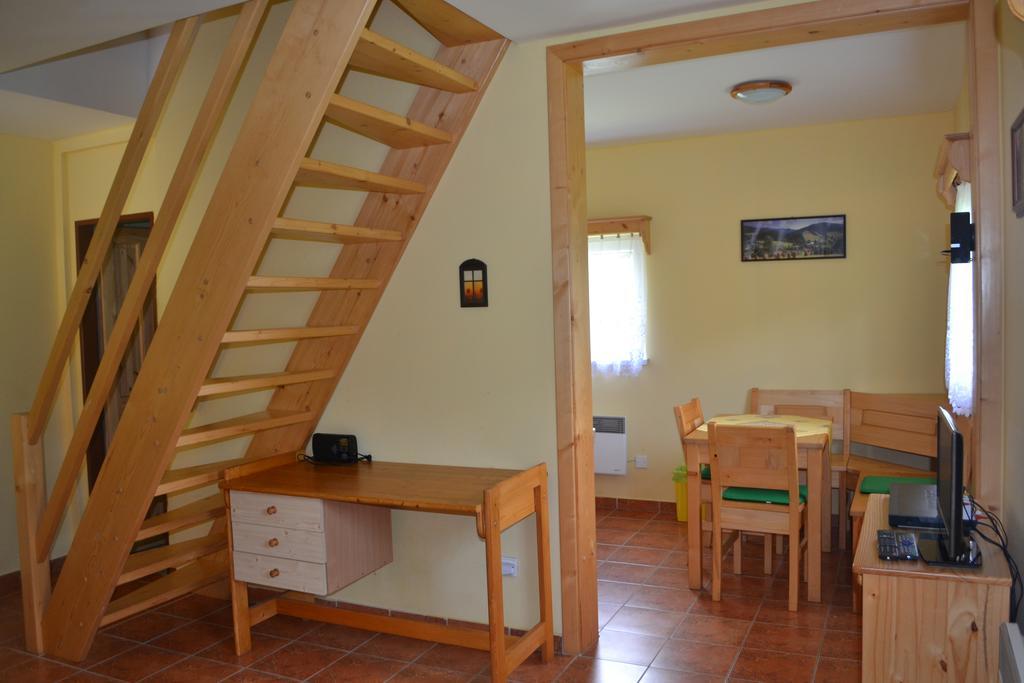 Chaty Pod Knizeci, Trojanovice Luaran gambar